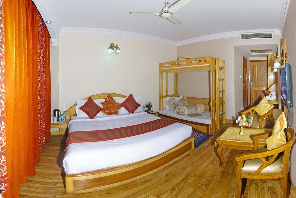 Hotel Landmark Šimla Exteriér fotografie